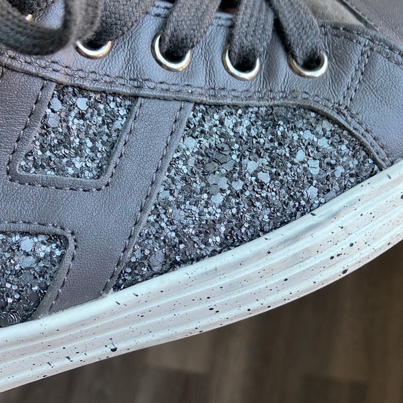 HOGAN - Picture 9 of 17